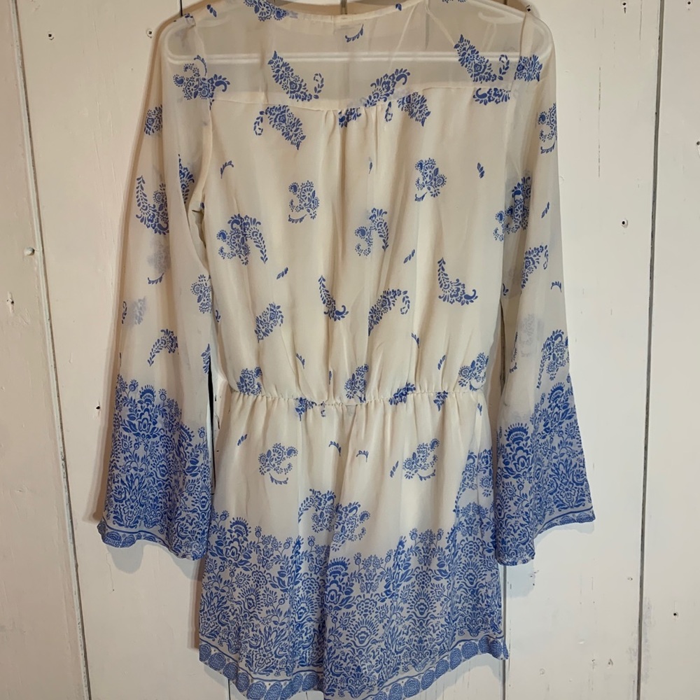 Flowy Romper - Picture 2 of 3
